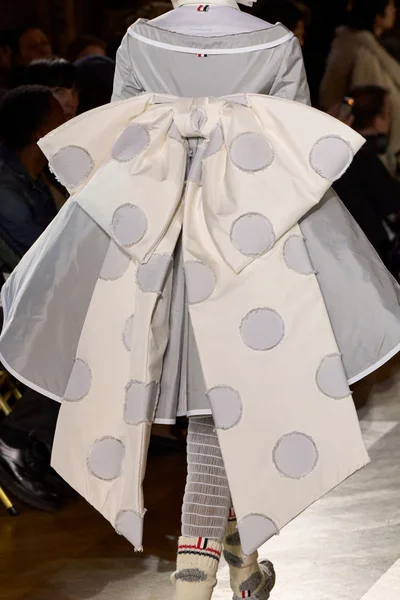 Look 143
